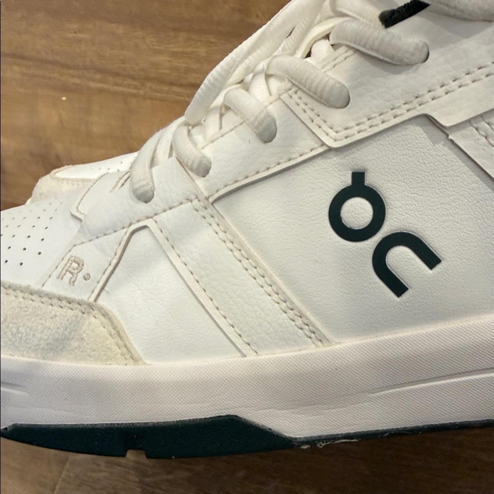 On Running The Roger Men's Low-Top Sneakers in White with Forest Green Accents - Picture 6 of 9